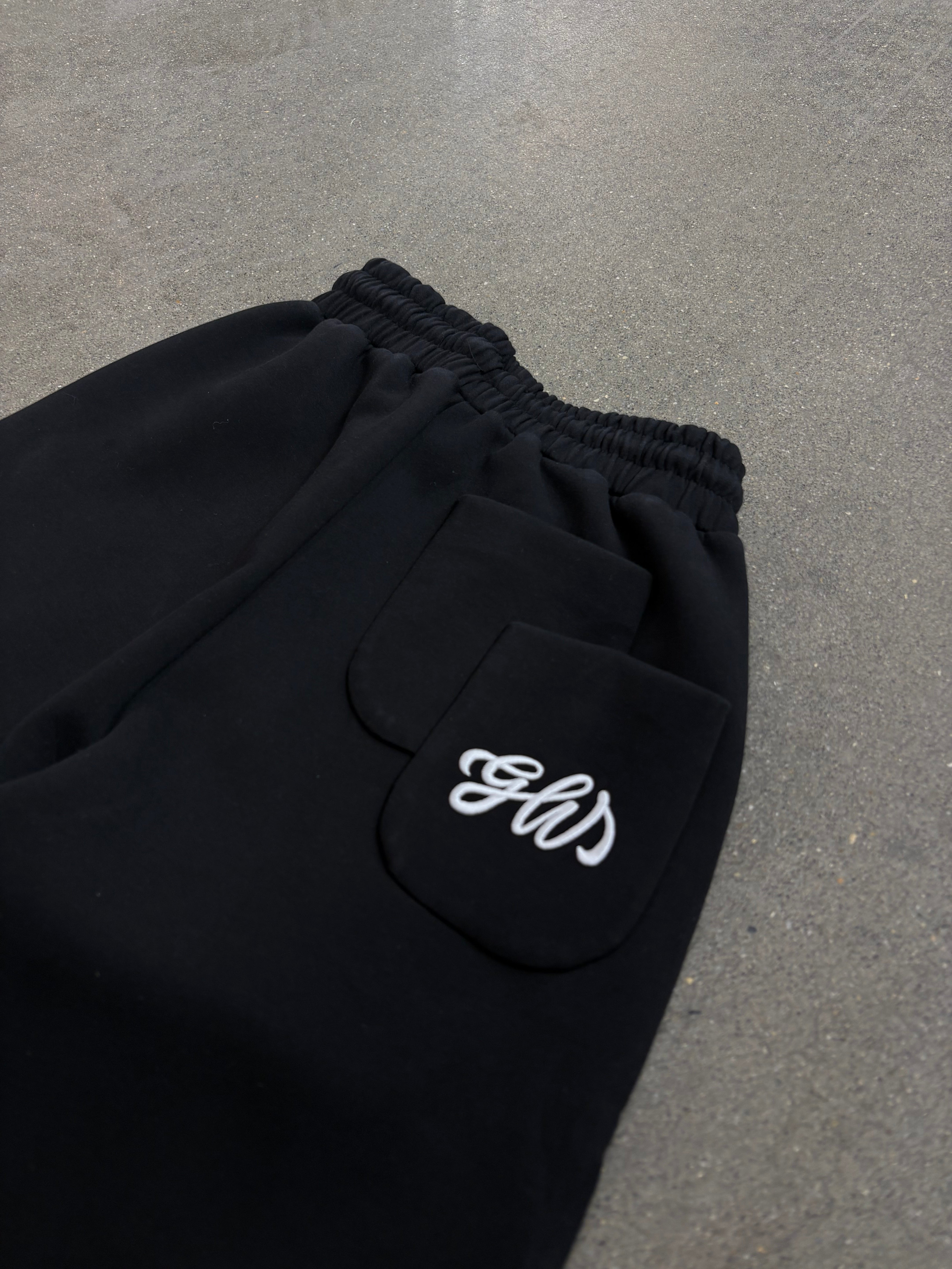 Gordy pants black